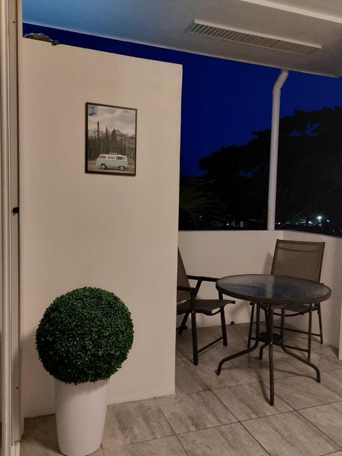Bonsai Jacuzzi Suites Панглао Экстерьер фото