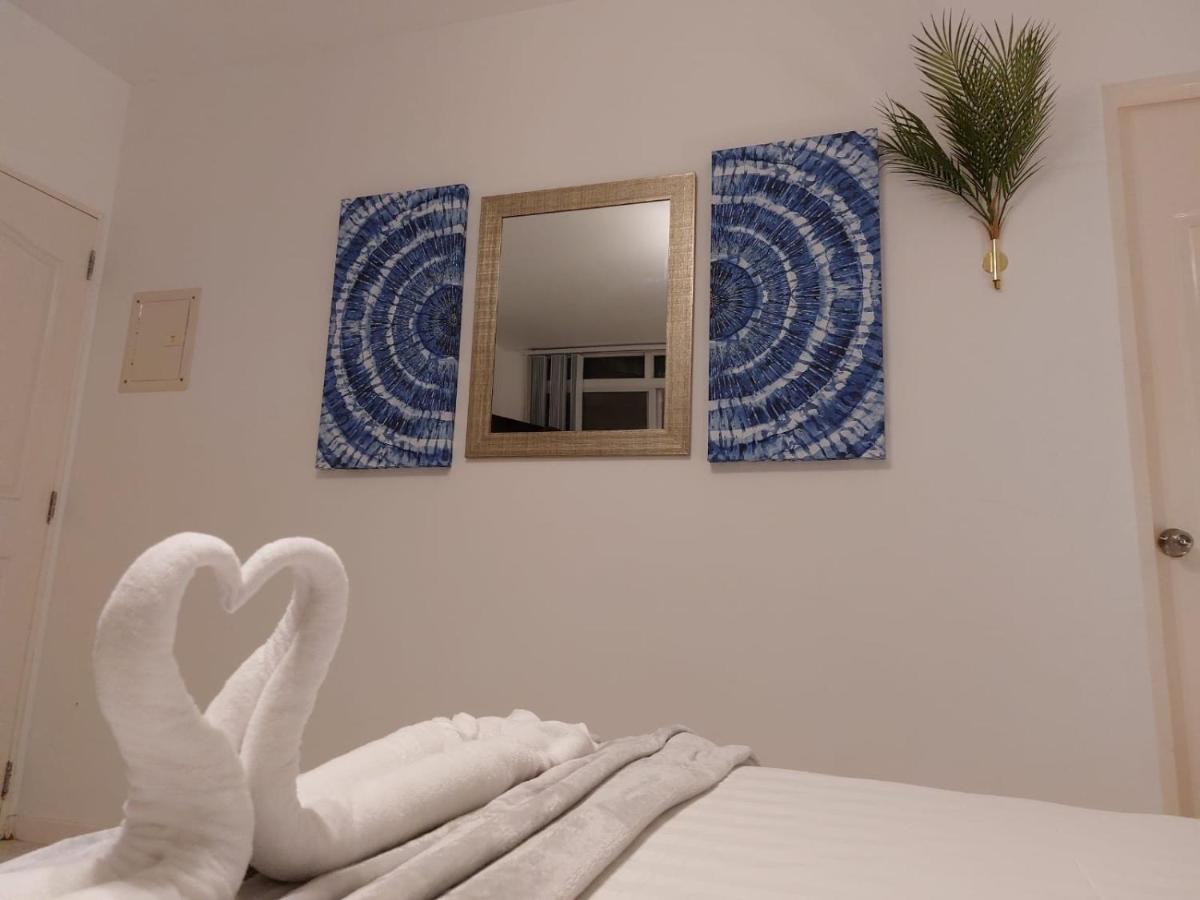 Bonsai Jacuzzi Suites Панглао Экстерьер фото
