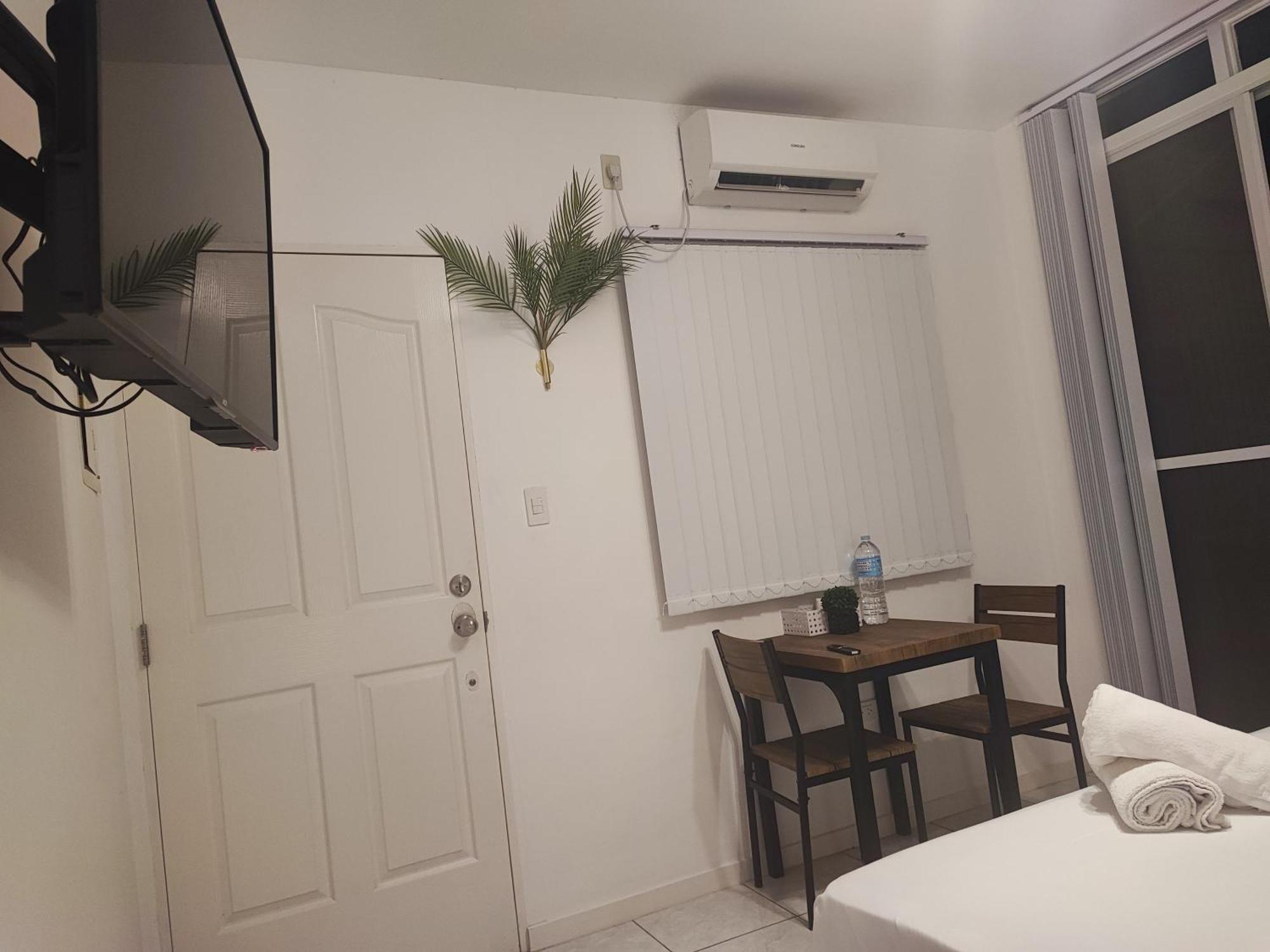 Bonsai Jacuzzi Suites Панглао Экстерьер фото